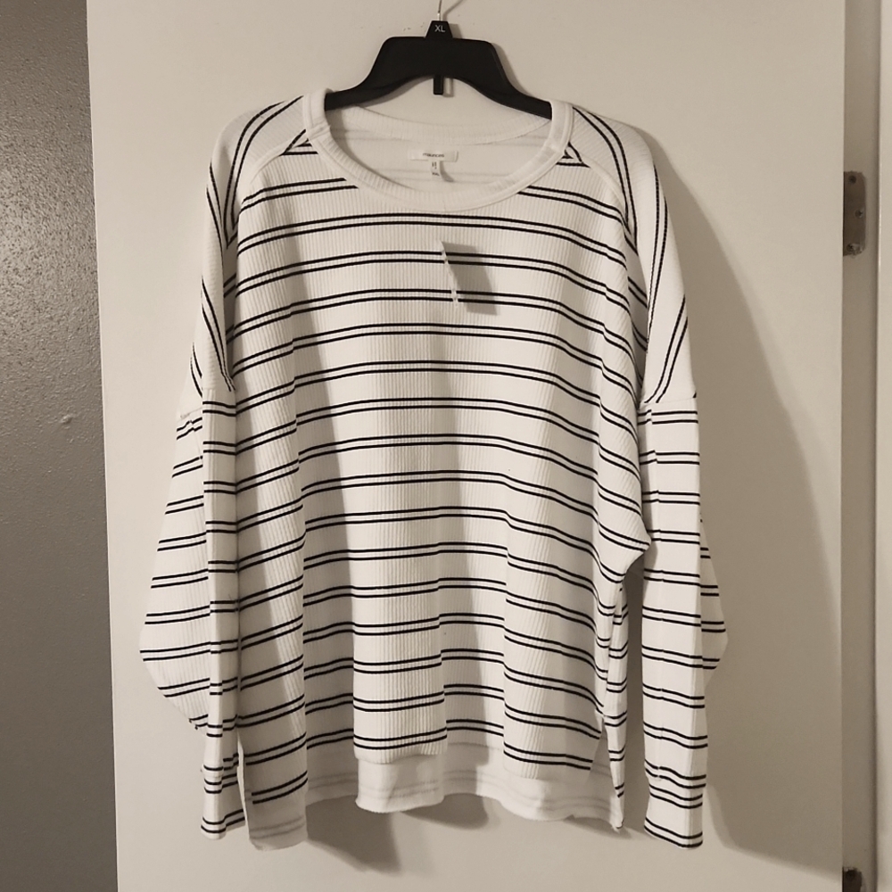 New! Womems top!